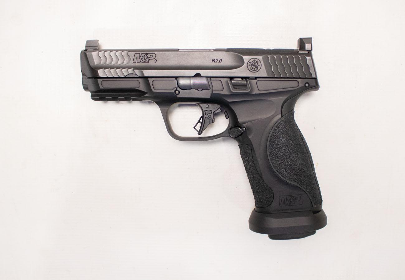 SMITH AND WESSON M&P9 M2.0 Metal Tactical 9mm Police Trade-in Pistol with Original Box and Three Magazines